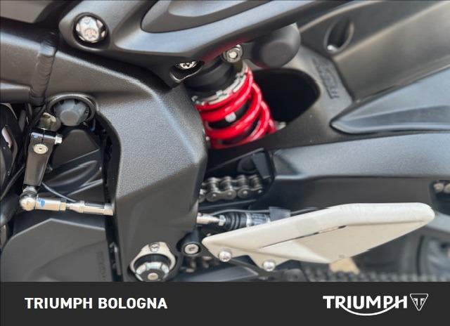 TRIUMPH Street Triple 765 R