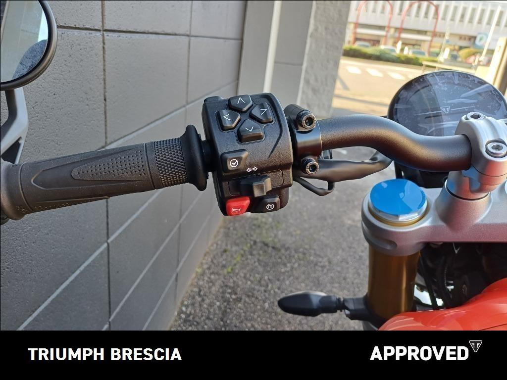 TRIUMPH Speed Twin 1200 RS Abs #9