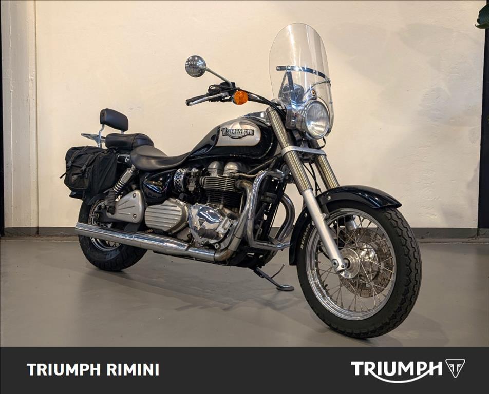 TRIUMPH America 865 