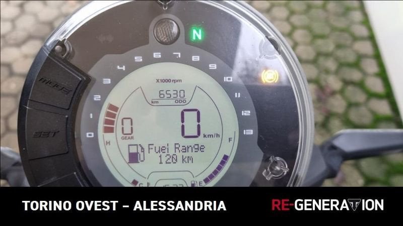 HUSQVARNA Svartpilen 401 4T #5