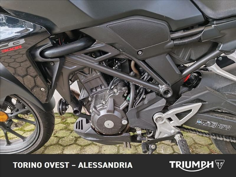 HONDA CB 300 R Abs #8