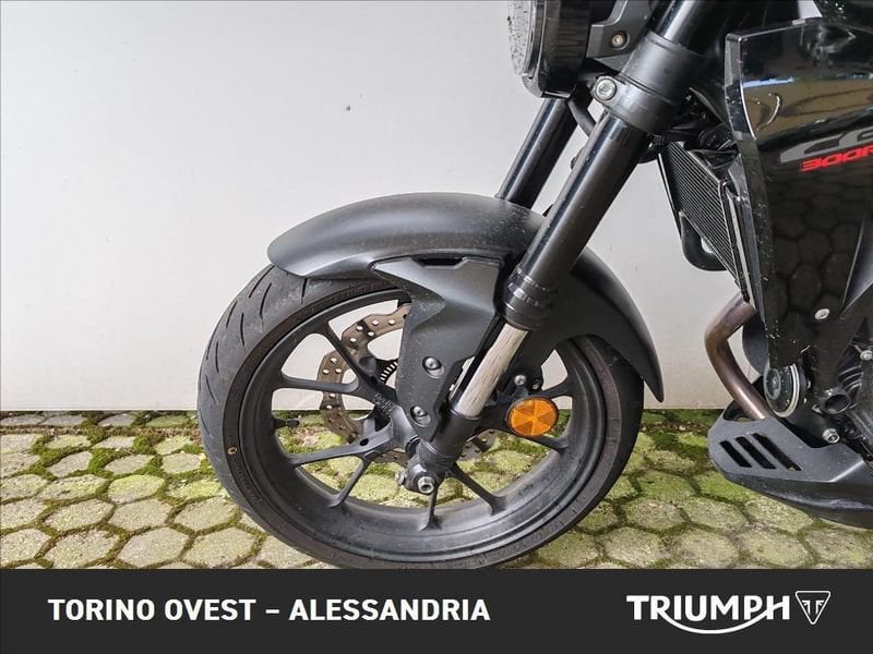 HONDA CB 300 R Abs #9