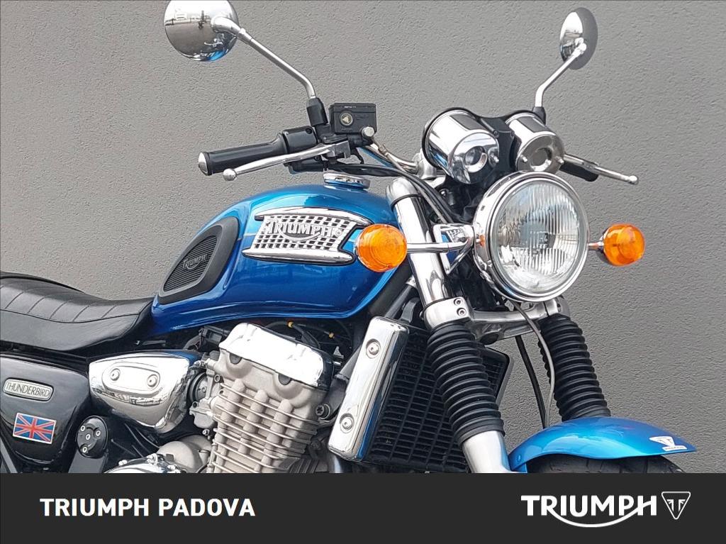 TRIUMPH Thunderbird 900 