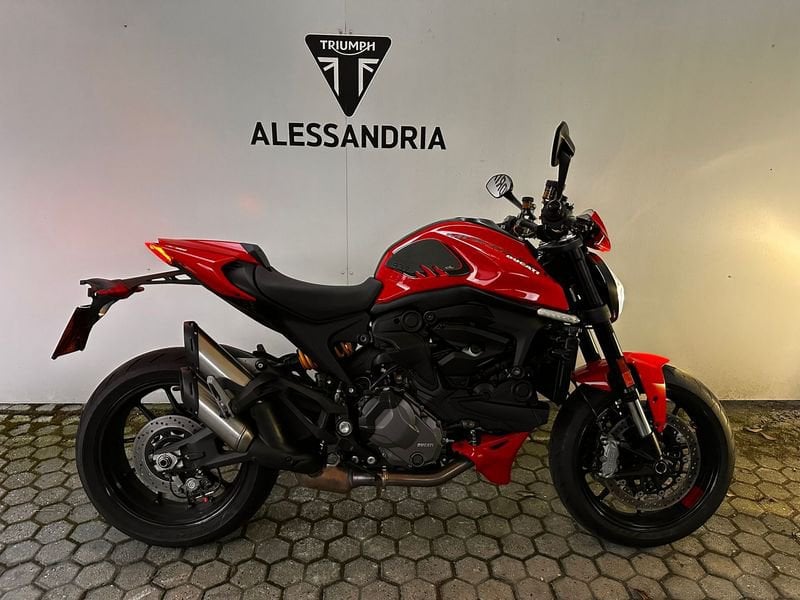 DUCATI Monster 937 plus Red