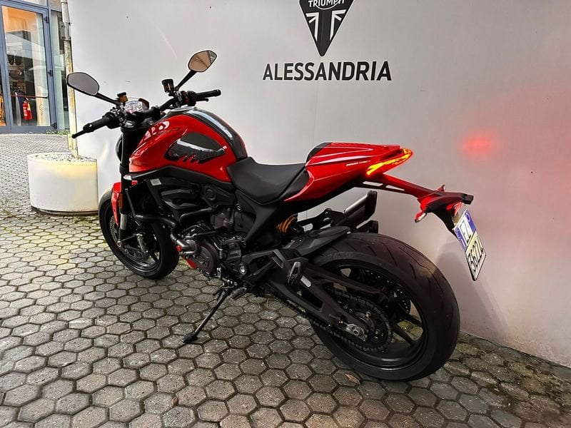 DUCATI Monster 937 plus Red