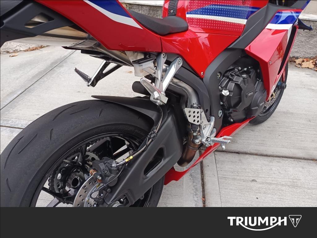 HONDA CBR 600 RR CBR 600 RR #8