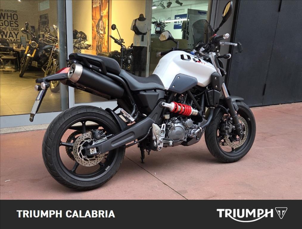 YAMAHA MT-03 660 