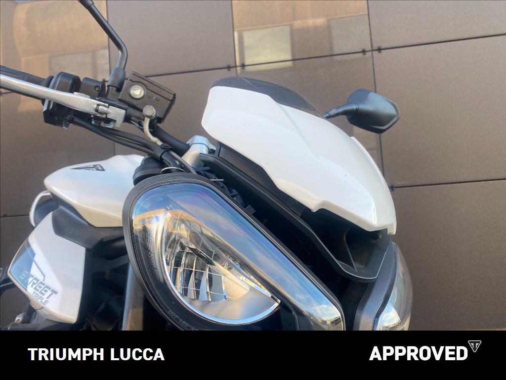 TRIUMPH Street Triple 765 R