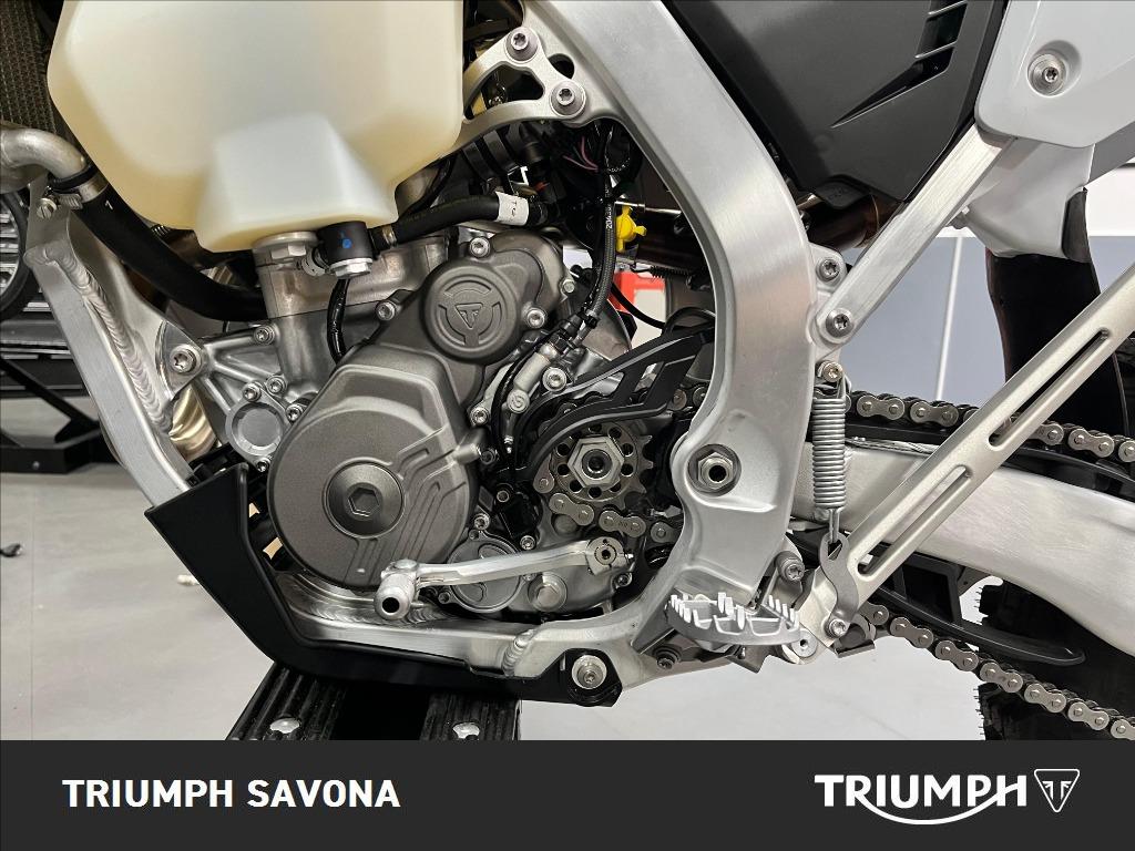 TRIUMPH TF 250 E Abs