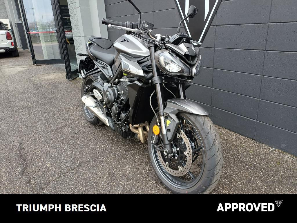 TRIUMPH Street Triple 765 R
