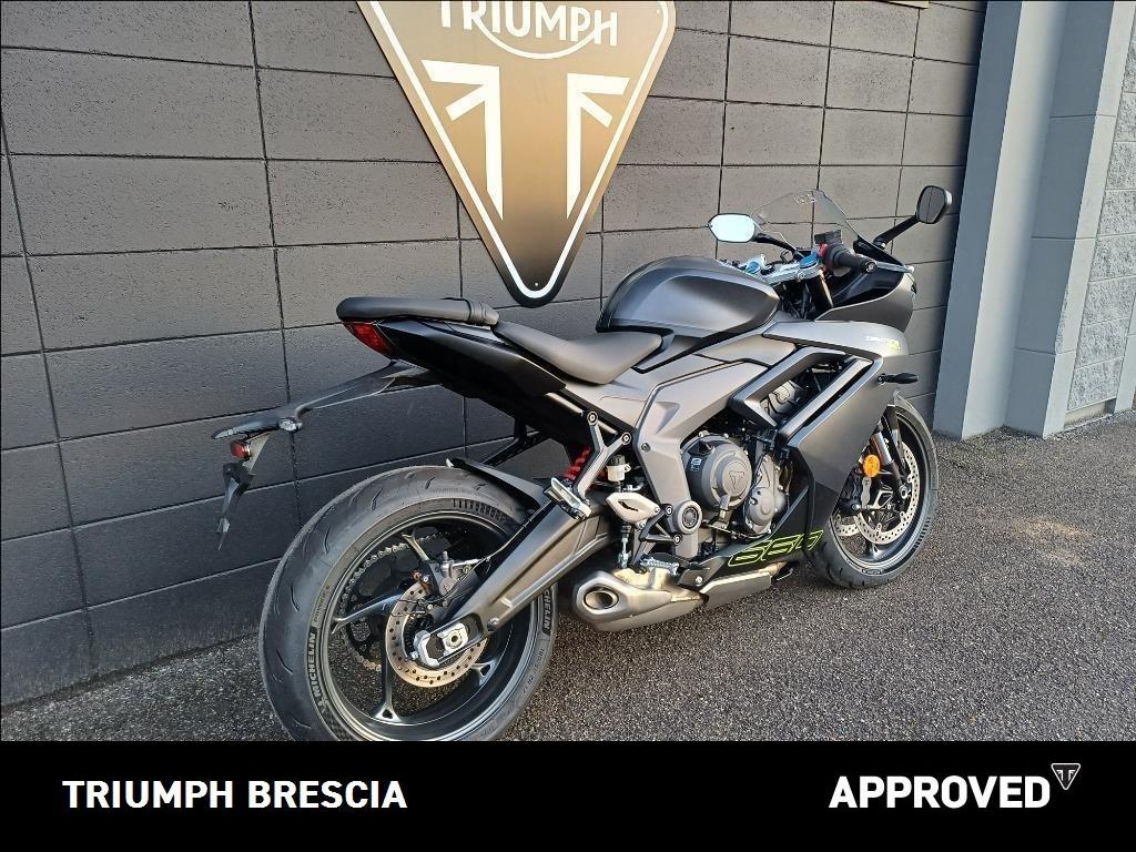 TRIUMPH Daytona 660 Abs