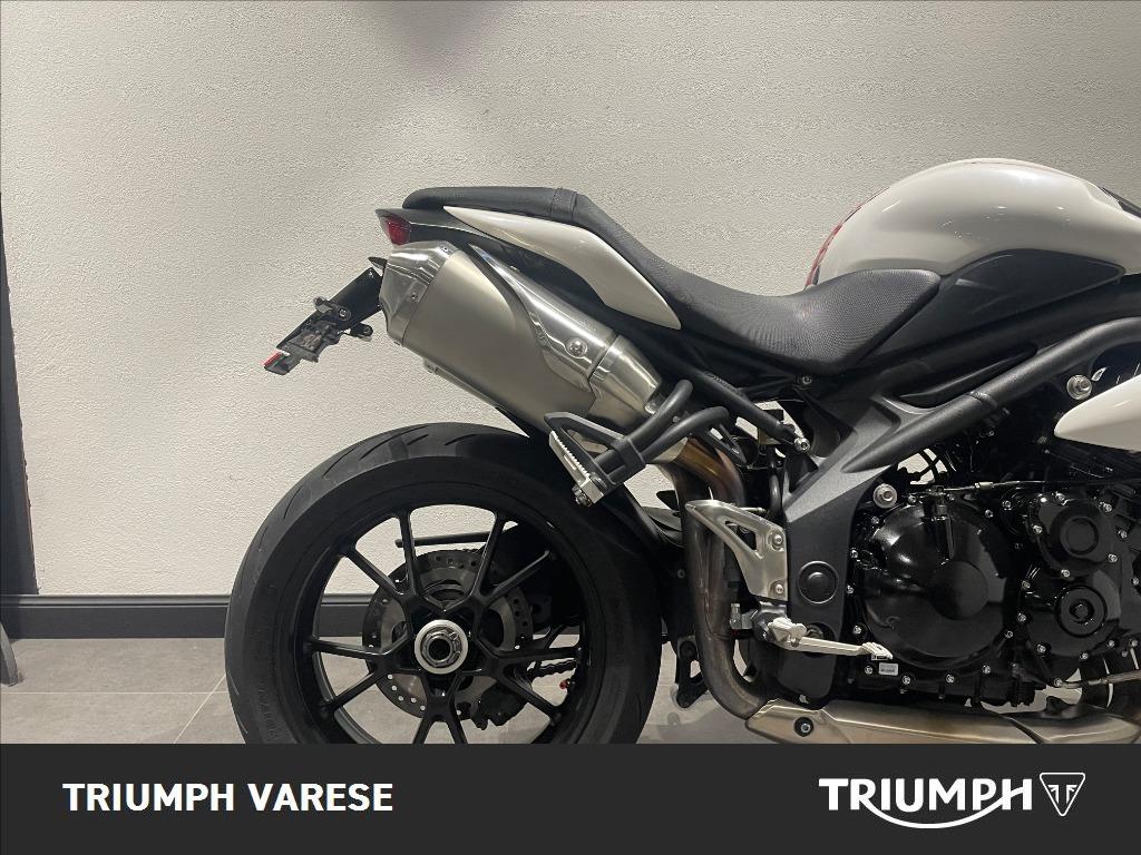 TRIUMPH Speed Triple 1050 