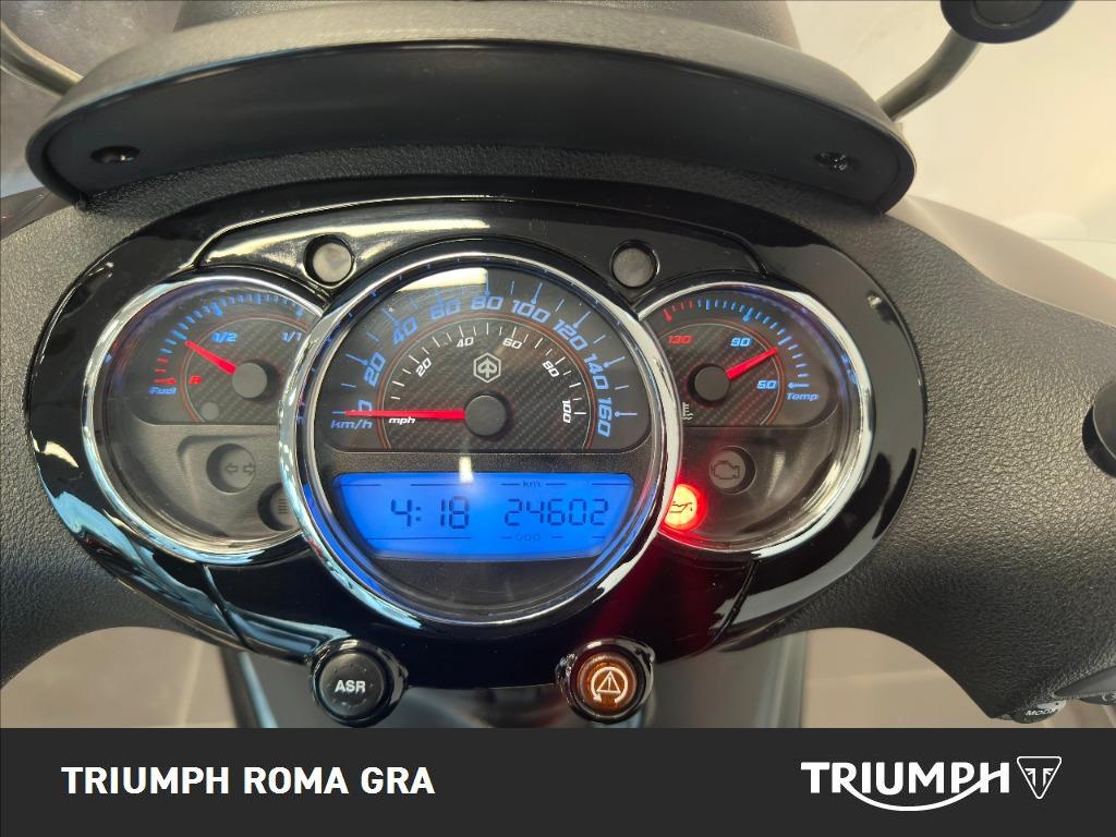 PIAGGIO Beverly 300 ie Police Abs-asr #3