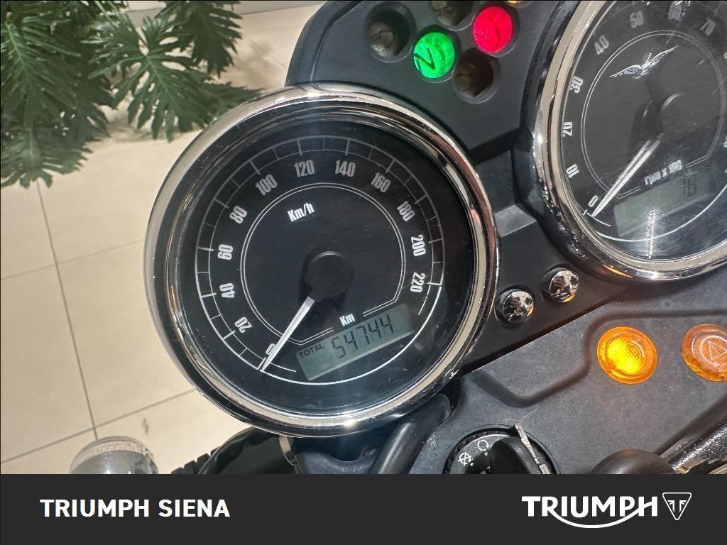 MOTO GUZZI V7 II 750 Special Abs #8