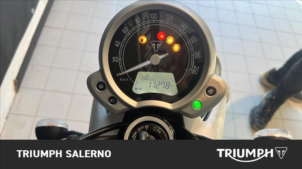 TRIUMPH Street Twin 900 