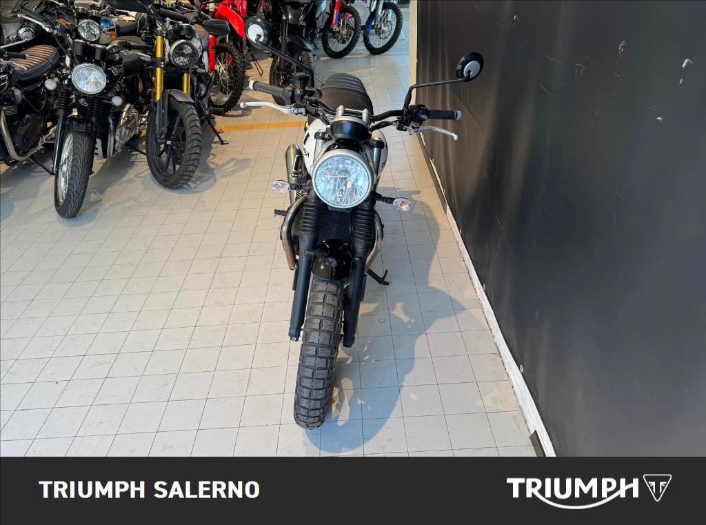 TRIUMPH Street Twin 900 