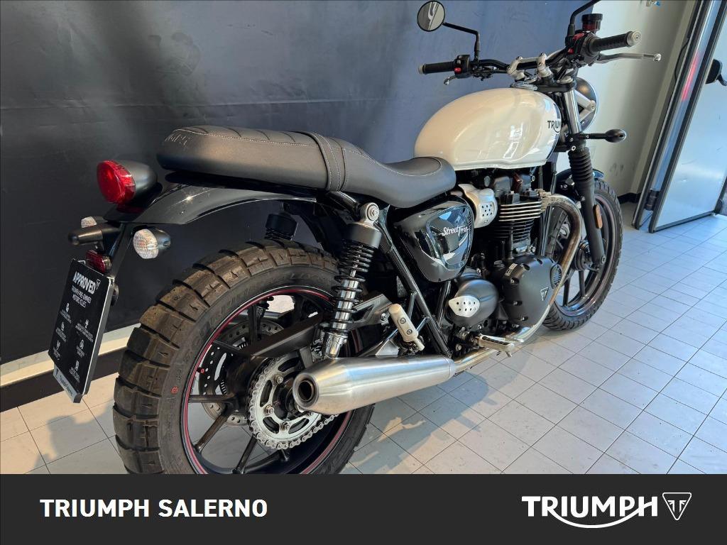 TRIUMPH Street Twin 900 