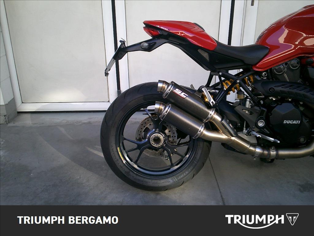 DUCATI Monster 1200 R Red