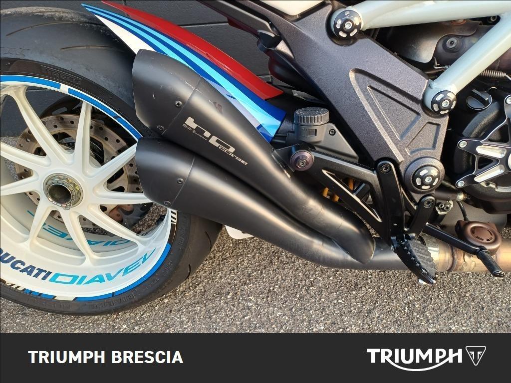 DUCATI Diavel 1199 Carbon