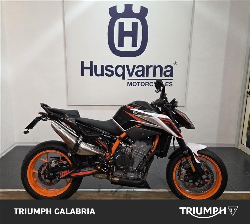 KTM 890 Duke R