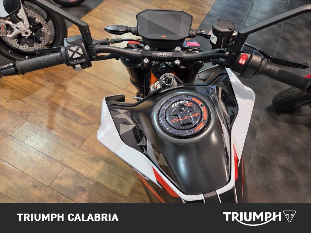 KTM 890 Duke R