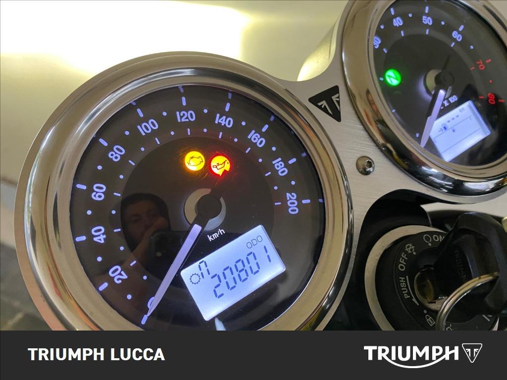 TRIUMPH Street Twin 900 