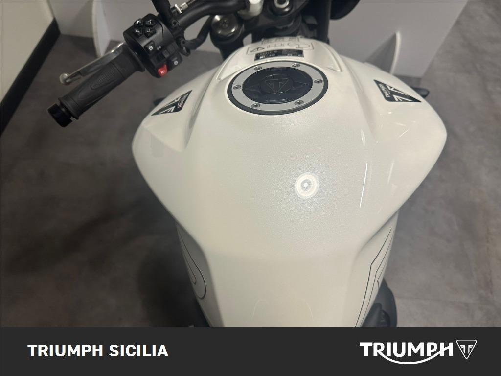 TRIUMPH Street Triple 765 R