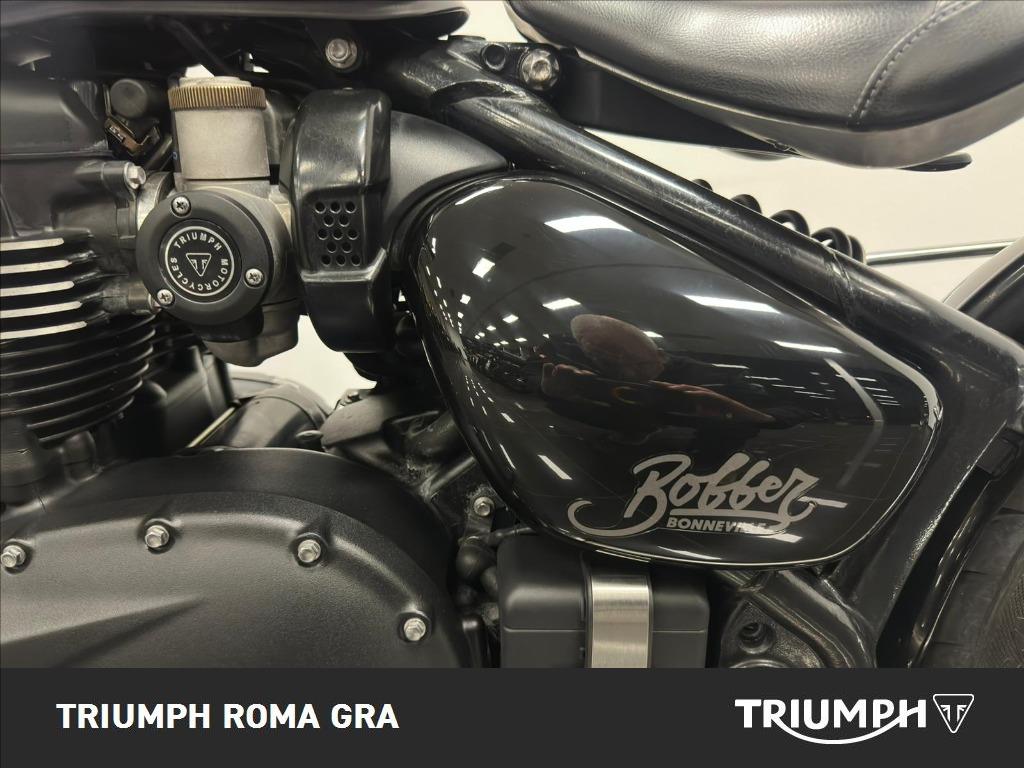 TRIUMPH Bonneville 1200 Bobber E5