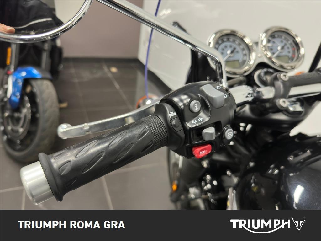 TRIUMPH Bonneville 1200 T120 Stealth Edition Abs E5