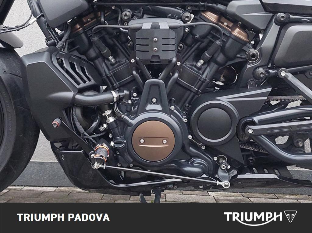 HARLEY DAVIDSON 1250 Sportster S Vivid Black