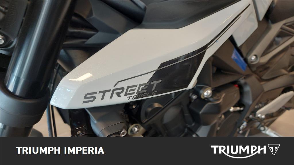 TRIUMPH Street Triple 765 R