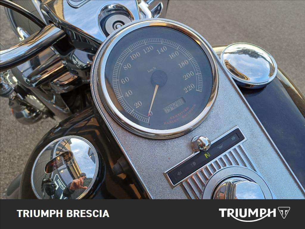 HARLEY DAVIDSON Road King 1449 FLHR 1450