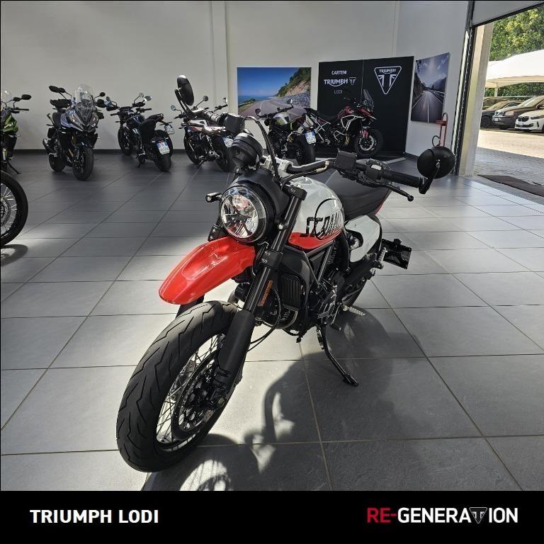 DUCATI Scrambler 800 Urban Motard