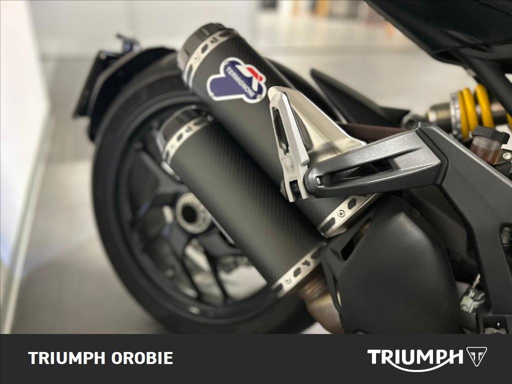 DUCATI Monster 1200 R Red