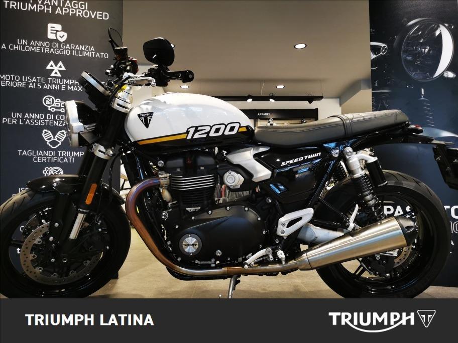 TRIUMPH Speed Twin 1200 Crystal White/Sapphire Black Abs