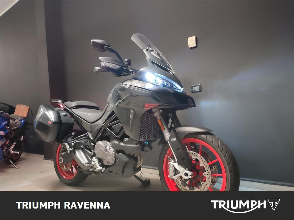 DUCATI Multistrada V2 950 S Travel Thrilling Black Livery