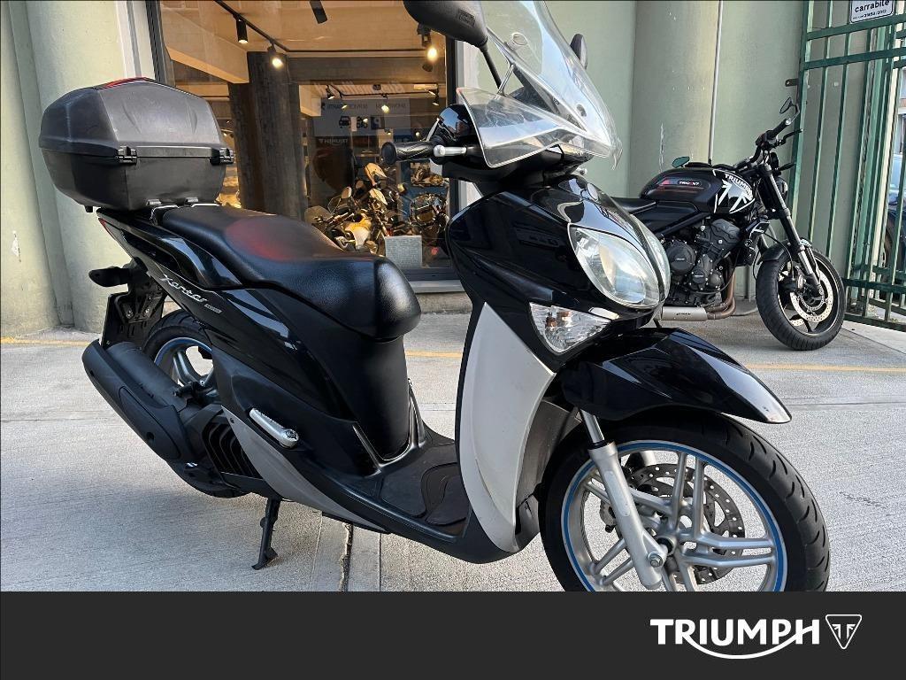 YAMAHA Xenter 125 