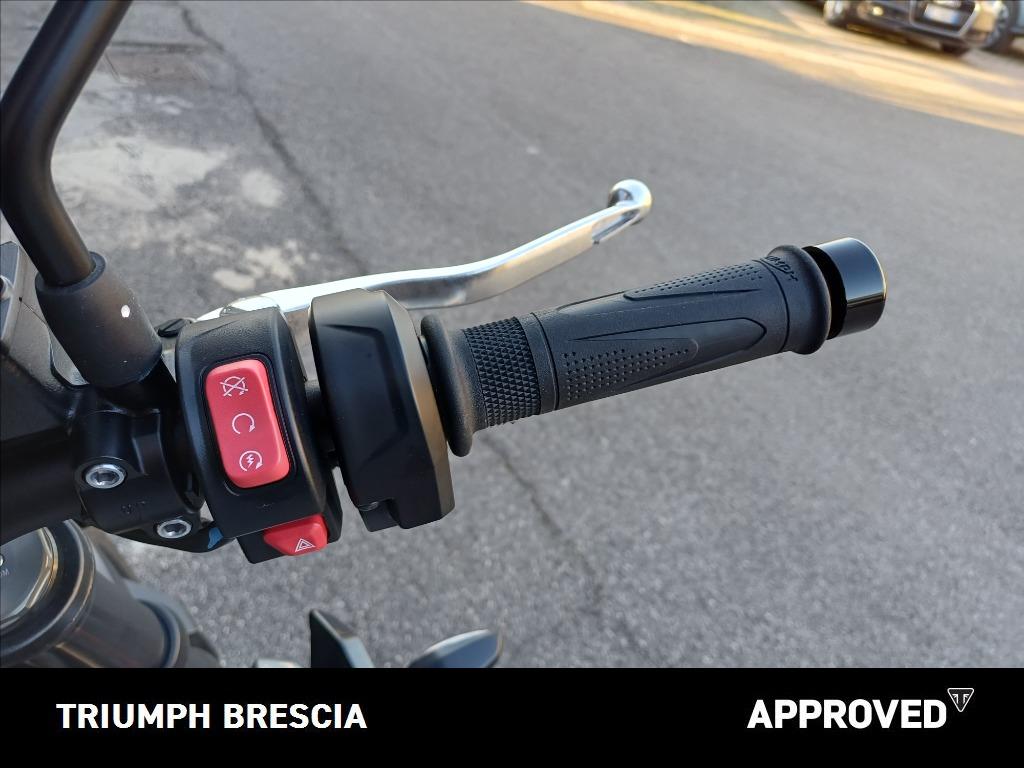TRIUMPH Street Triple 765 R