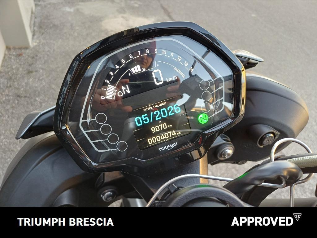 TRIUMPH Street Triple 765 R