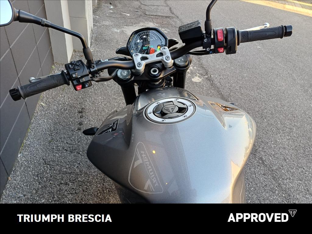 TRIUMPH Street Triple 765 R #8