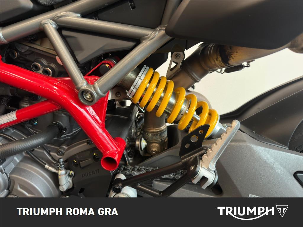 DUCATI Hypermotard 950 Red