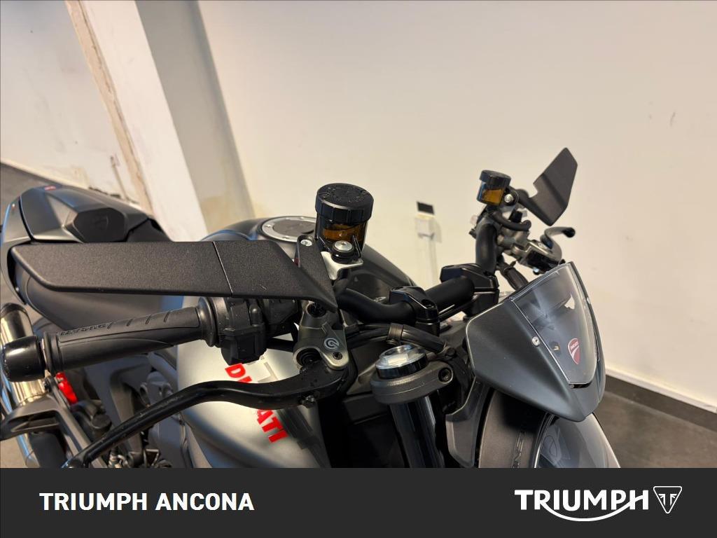 DUCATI Monster 937 Aviator Grey