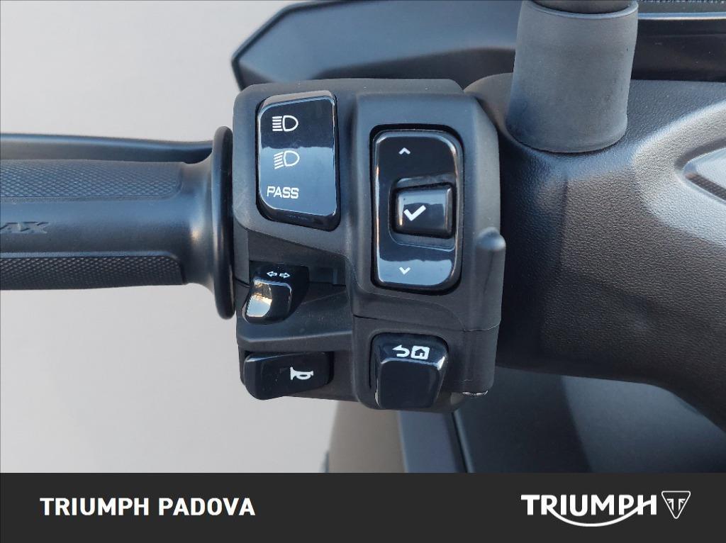 YAMAHA X-Max 300 Tech Max Abs