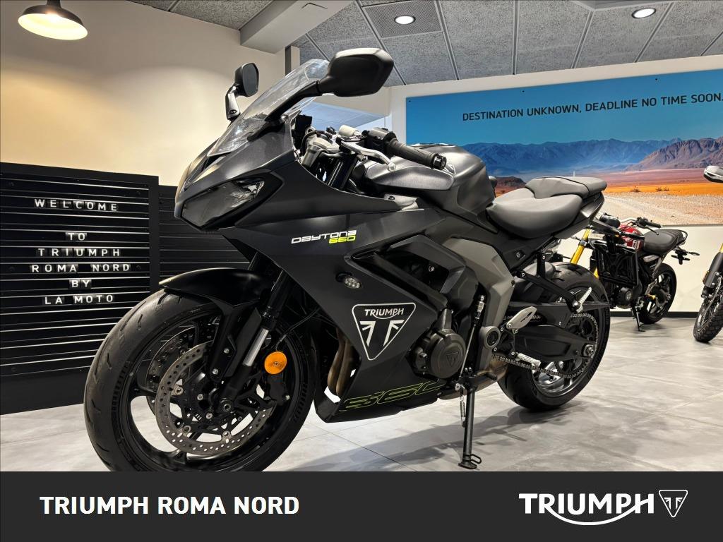 TRIUMPH Daytona 660 Abs