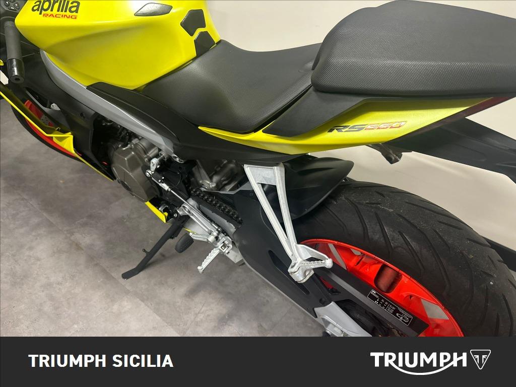 APRILIA RS 660 Abs