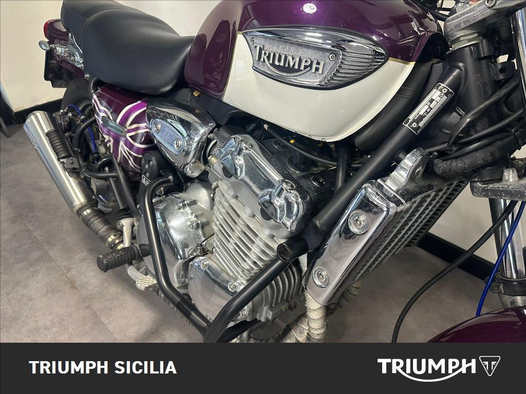 TRIUMPH Adventurer 900 