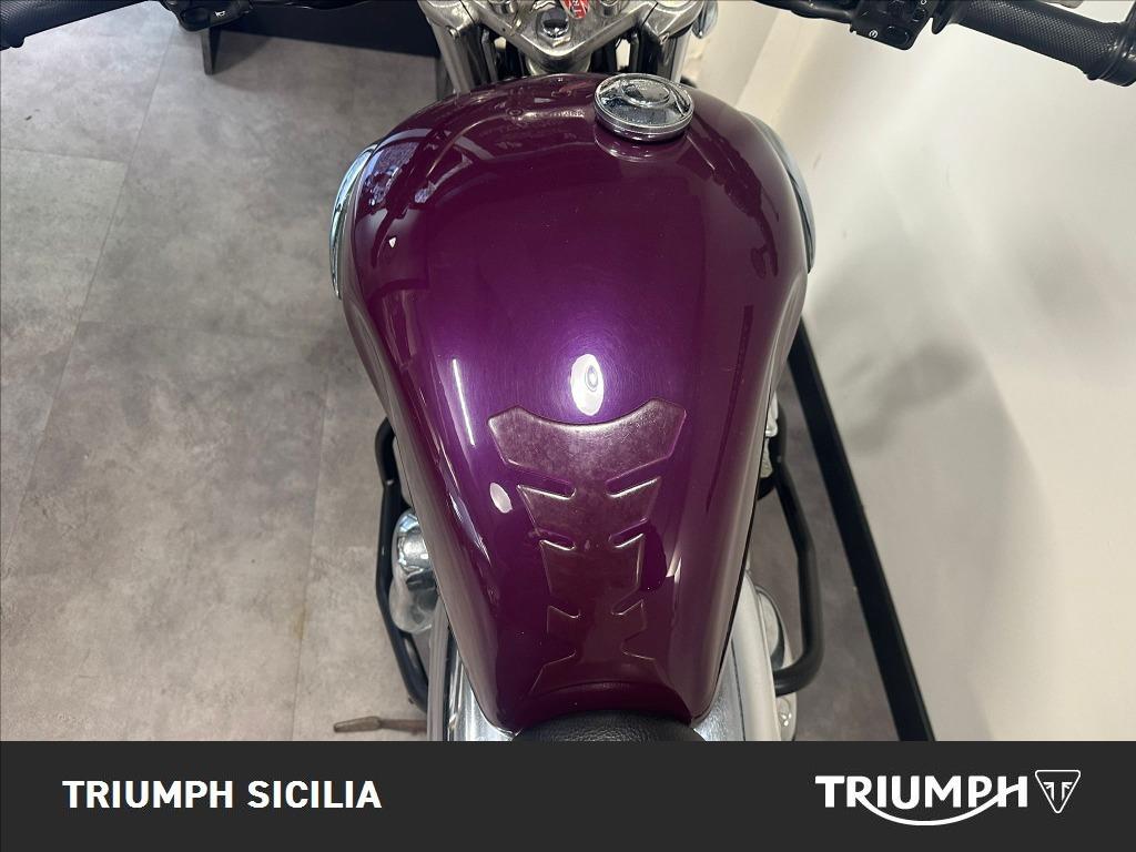 TRIUMPH Adventurer 900 