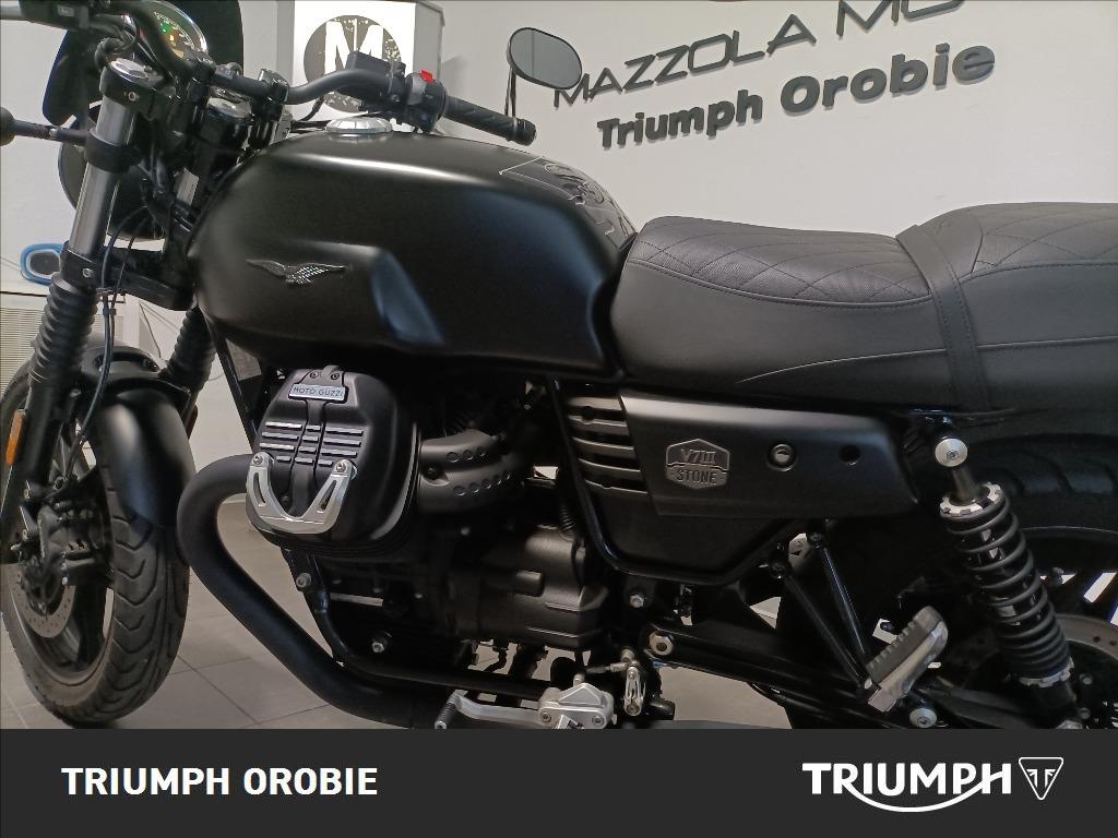 MOTO GUZZI V7 III 750 Stone Abs
