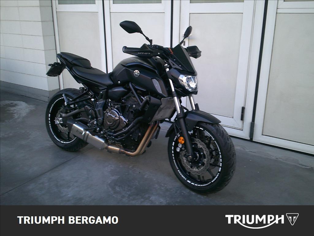 YAMAHA MT-07 690 Abs