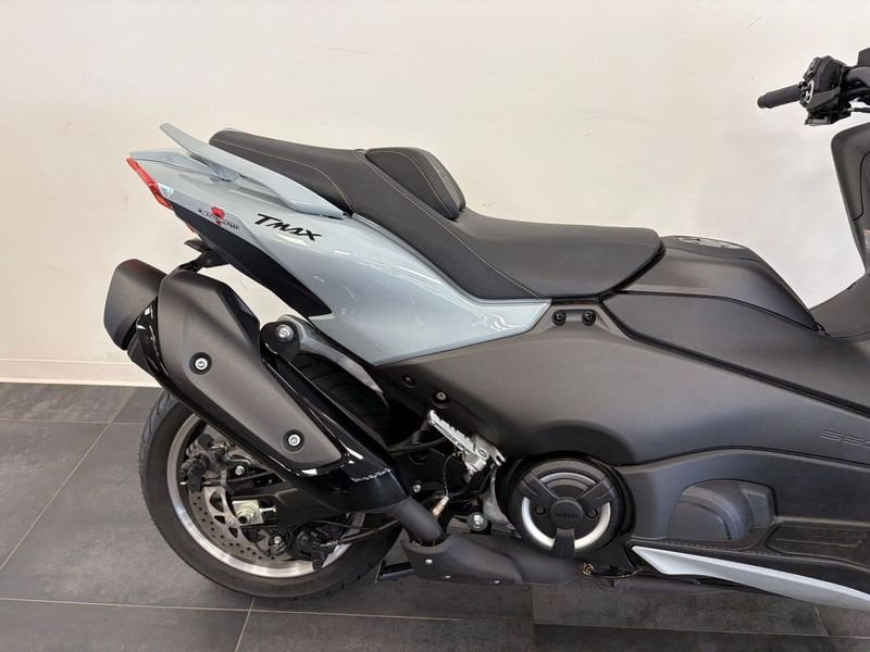 YAMAHA T-Max 560 Tech Abs #8